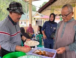 Demokrat Tambah Posko dan Dapur Umum, Jefry Noer dan Eva Yuliana Ikut Masak Bersama Warga