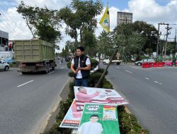 Bawaslu Kampar Tertibkan Alat Peraga Kampanye Para Calon Legislatif Yang Dinilai Melanggar