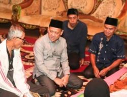 Penjabat (PJ) Bupati Kampar Melayat ke kediaman Alm. Ir.M.Nasir Dahlan Domo
