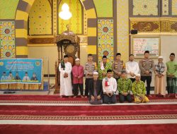 Kapolres Kampar Launching Gerakan Subuh Masjid di Salo