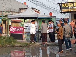 Pj Gubri dan Pj Kampar Tinjau Jalan Rusak Di Desa Tarai Bangun Sebelum Safari Ramadhan