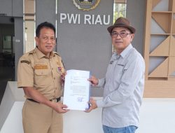 PWI Riau Terima Surat Dukungan Resmi untuk HPN 2025 Oleh Pemprov Riau