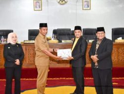 Gelar Rapat Paripurna, DPRD Kampar Sampaikan Rancangan KUA dan PPAS APBD 2025