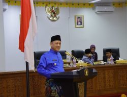 Pj Bupati Kampar Sampaikan Rancangan Ranperda dan Penyampaian APBD Tahun 2024