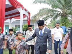 Pj Bupati Kampar Kunjungi Panti Asuhan Dalam Memeriahkan HUT RI Ke-79