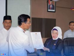 Hambali Tunjuk Ramlah Jadi Plh Sekda Kampar Gantikan Ahmad Yuzar