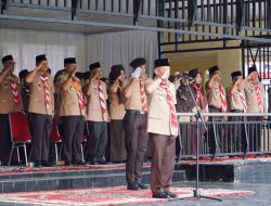 Pj. Bupati Kampar Jadi Pembina Apel Pada Peringatan Hari Pramuka Ke-63 Tahun 2024