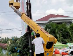 Wujudkan Kamtibmas Jelang Pilkada, Satpol PP Kampar Bersama Bawaslu Lakukan Penertiban APK Paslon Bupati dan Paslon Gubernur 
